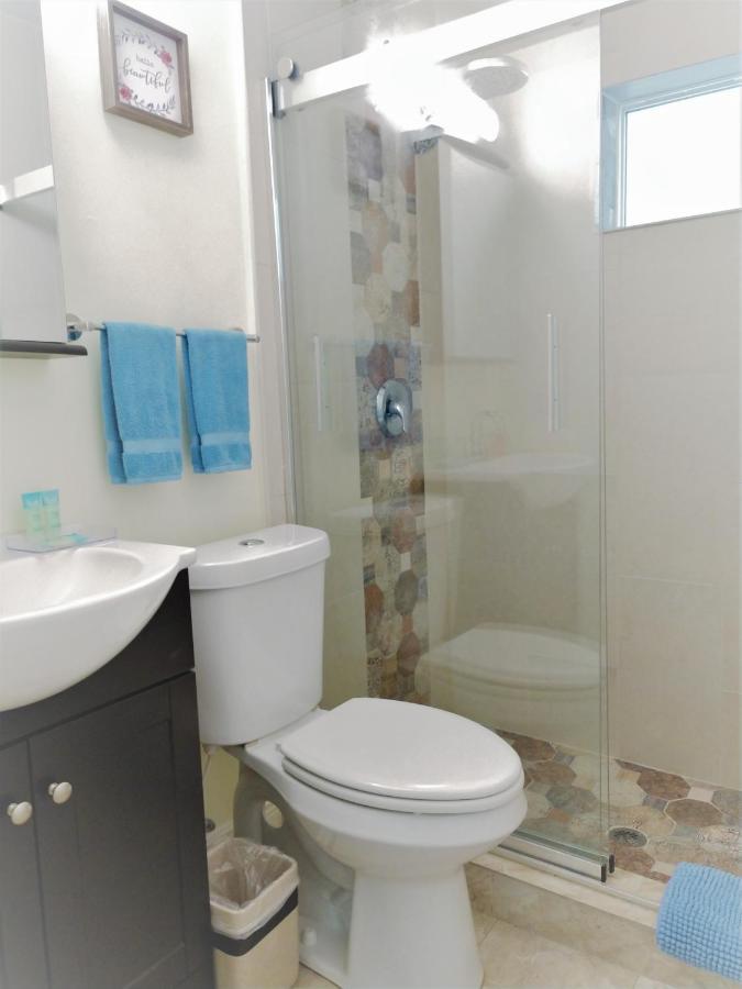 Family, Couples Retreat Near Airport, Cruise Port & Beaches Fort Lauderdale Exterior photo