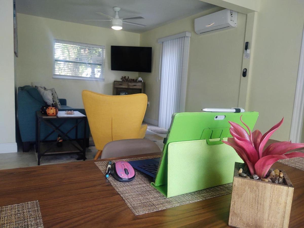 Family, Couples Retreat Near Airport, Cruise Port & Beaches Fort Lauderdale Exterior photo